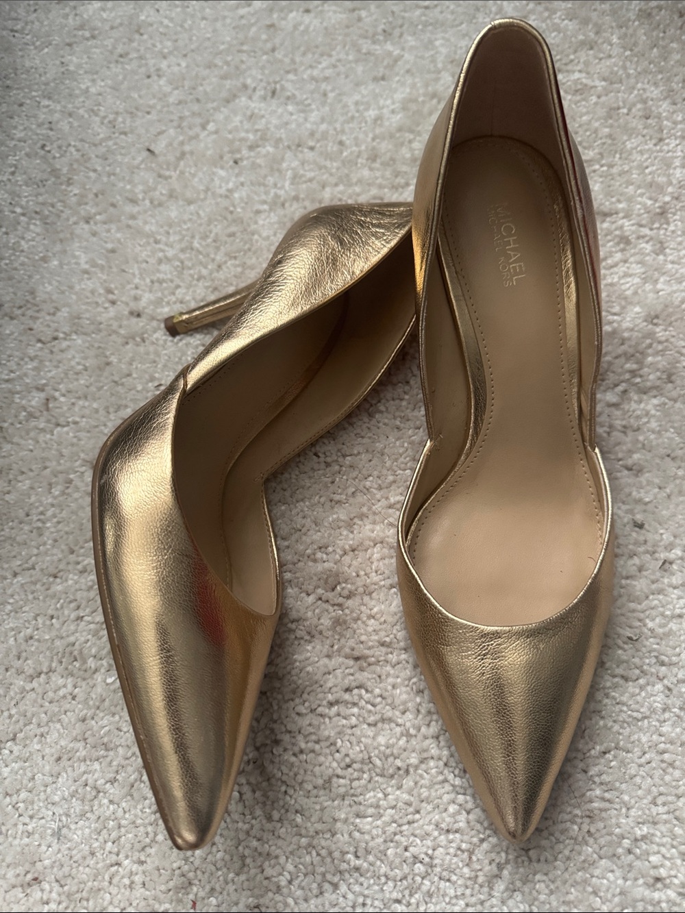 MICHAEL Michael Kors Metallic Gold Pointed Toe Heels - Picture 2 of 3